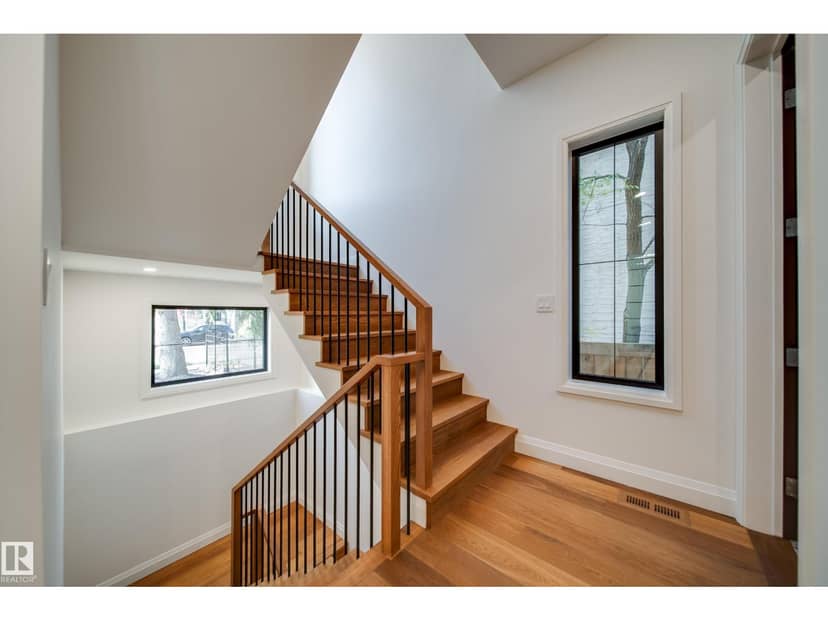 10223 130 ST NW — photo 30 of 40
