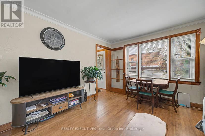 1778 Cassells Street — photo 10 of 40