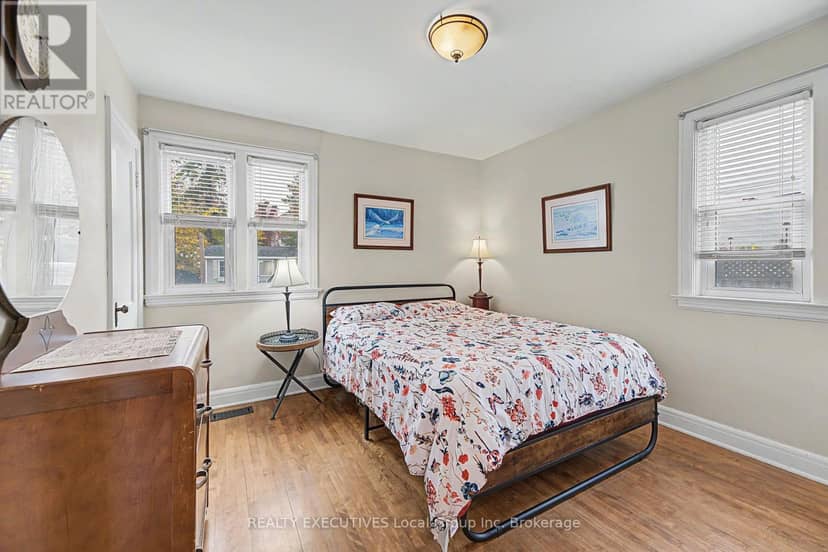 1778 Cassells Street — photo 17 of 40