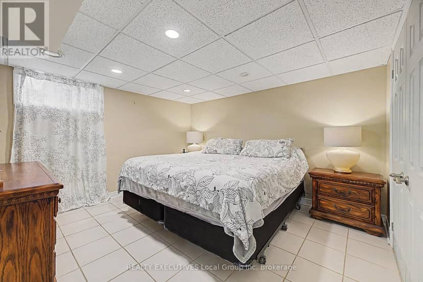 1778 Cassells Street — photo 27 of 40