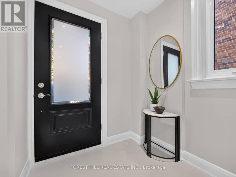 176 Hanna Road, Toronto, photo 3