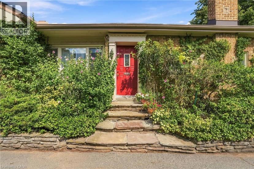 313 NORTH SHORE Boulevard W, Burlington, photo 2