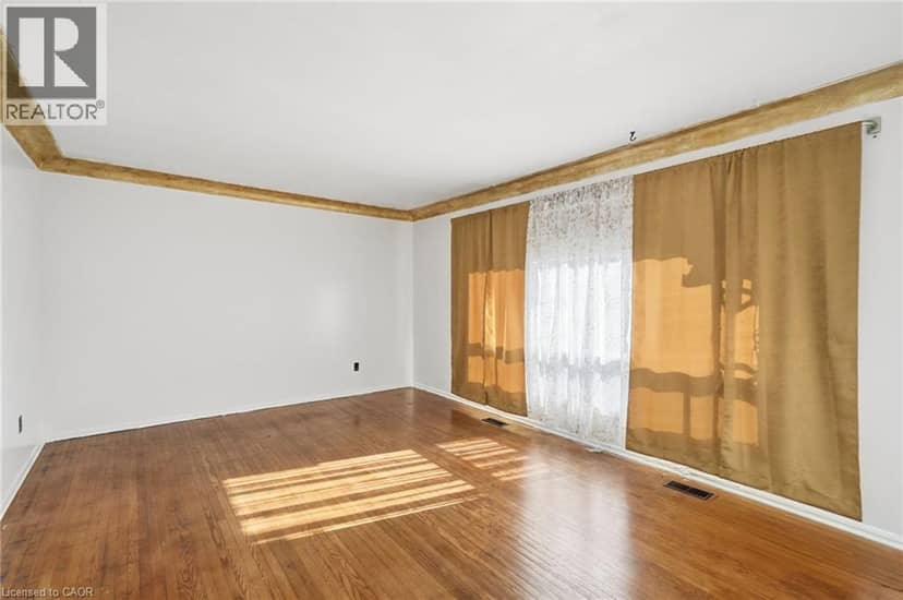 1181 Highway No. 8, Stoney Creek, photo 5