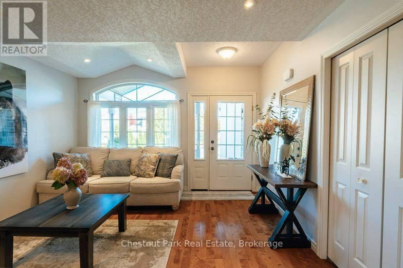 728 Elgin Street, Saugeen Shores, photo 4