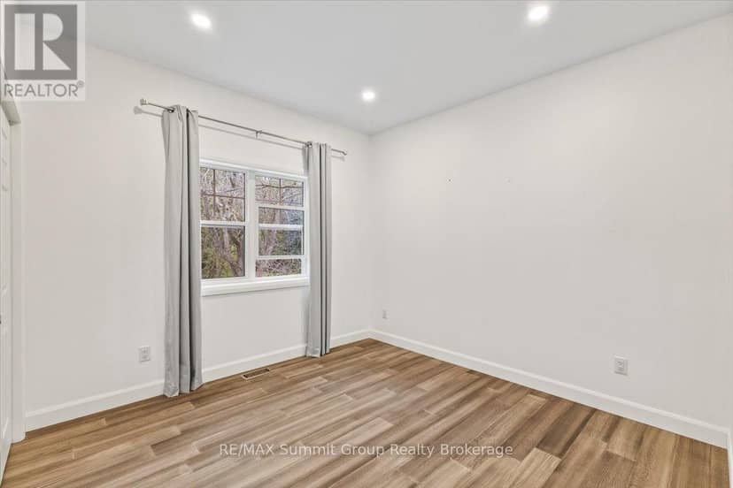187 Pellisier Street — photo 12 of 40