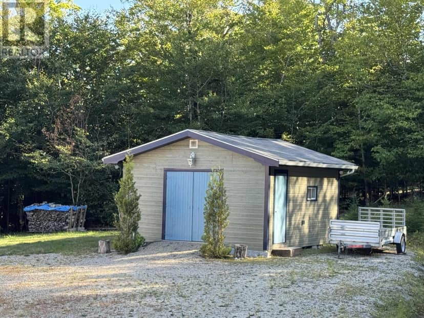 590 Gilberts Lane — photo 38 of 40