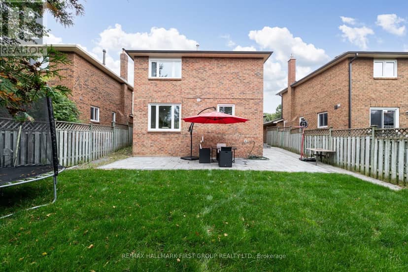 17 Hawkins Crescent — photo 22 of 22
