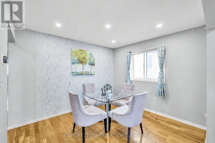 51 Marchwood Crescent, Clarington, photo 4