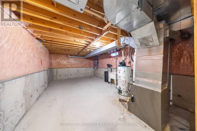 54 Carpendale Crescent — photo 35 of 40