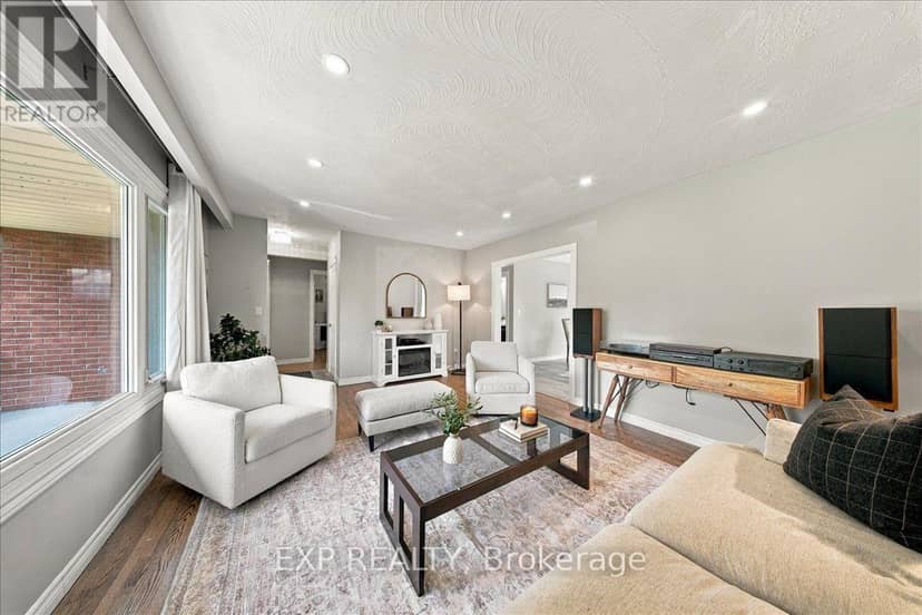 523 Brentwood Avenue — photo 10 of 36