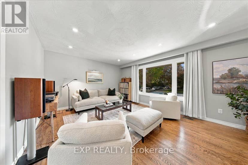 523 Brentwood Avenue — photo 9 of 36