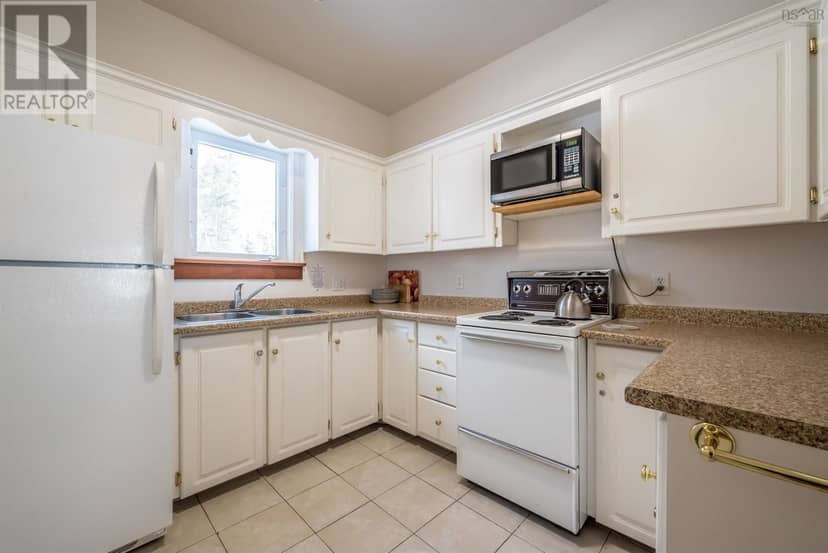 320 Cove Road — photo 16 of 40