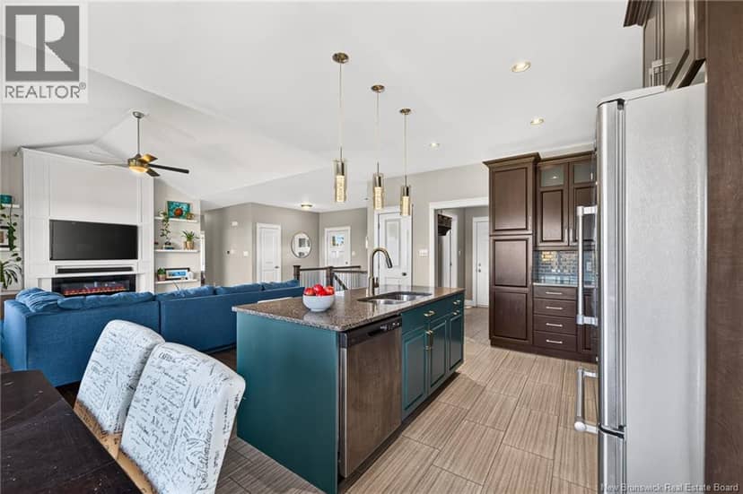 81 Harbour View — photo 11 of 40