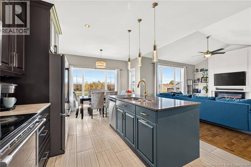 81 Harbour View — photo 13 of 40