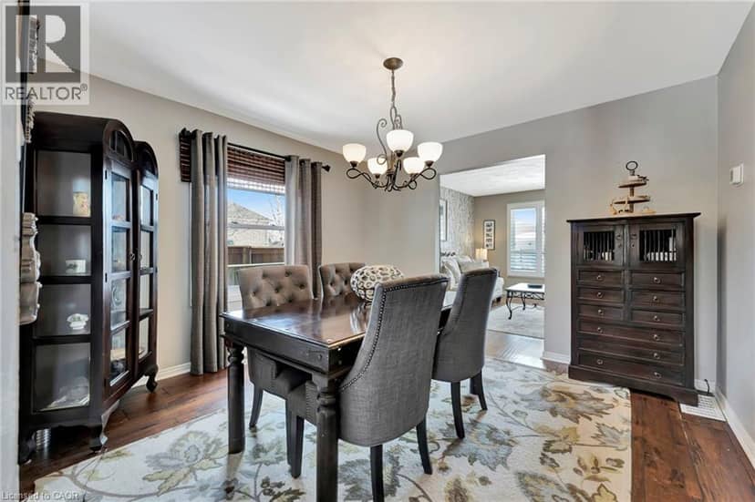 52 BECKETT Drive — photo 10 of 40