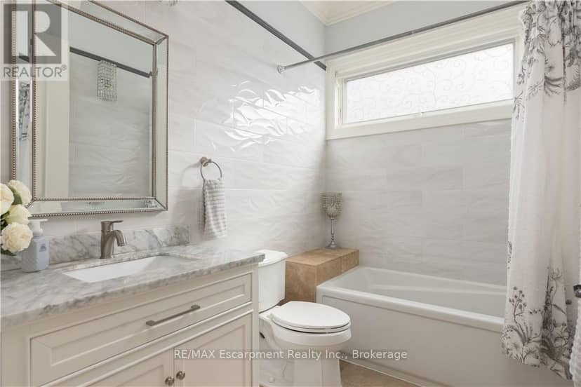 2073 Deramore Drive — photo 15 of 30