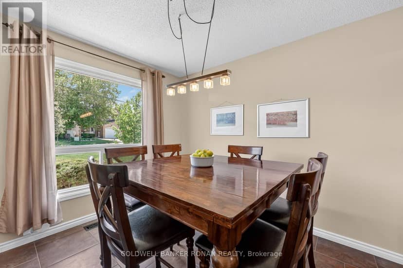 132 Queen Street — photo 13 of 40
