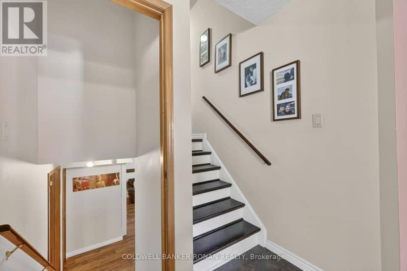 132 Queen Street — photo 22 of 40