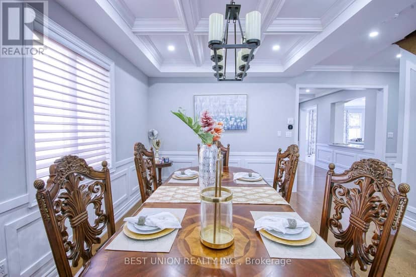 1183 McTavish Drive, Newmarket, photo 6