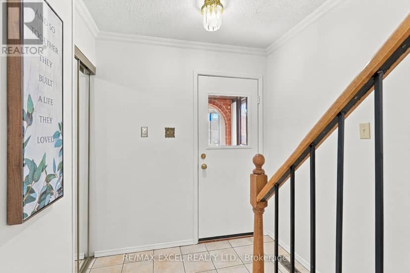 97 Tangmere Crescent, Markham, photo 4