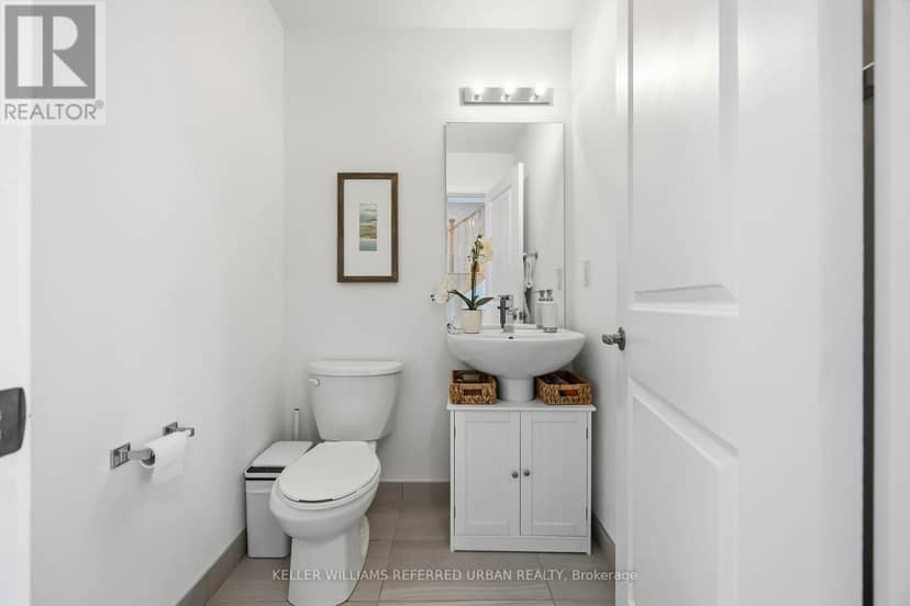 5458 Main Street — photo 15 of 31