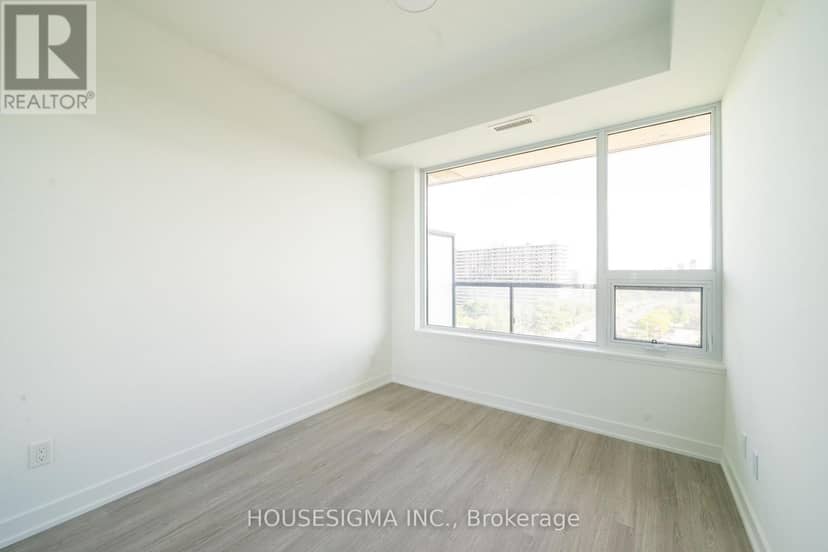 820 - 8188 Yonge Street — photo 11 of 30