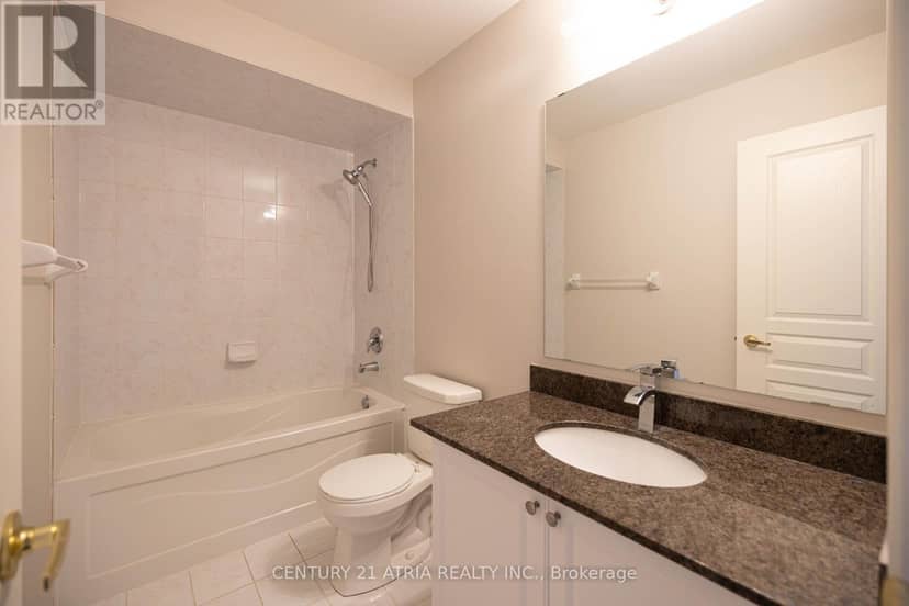 85 Vera Lynn Crescent — photo 15 of 21