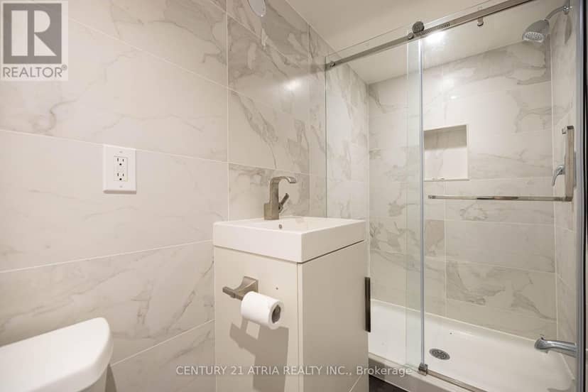 85 Vera Lynn Crescent — photo 20 of 21