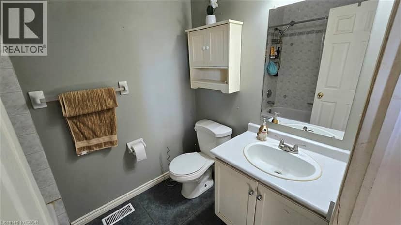 7 JADE Court — photo 19 of 40