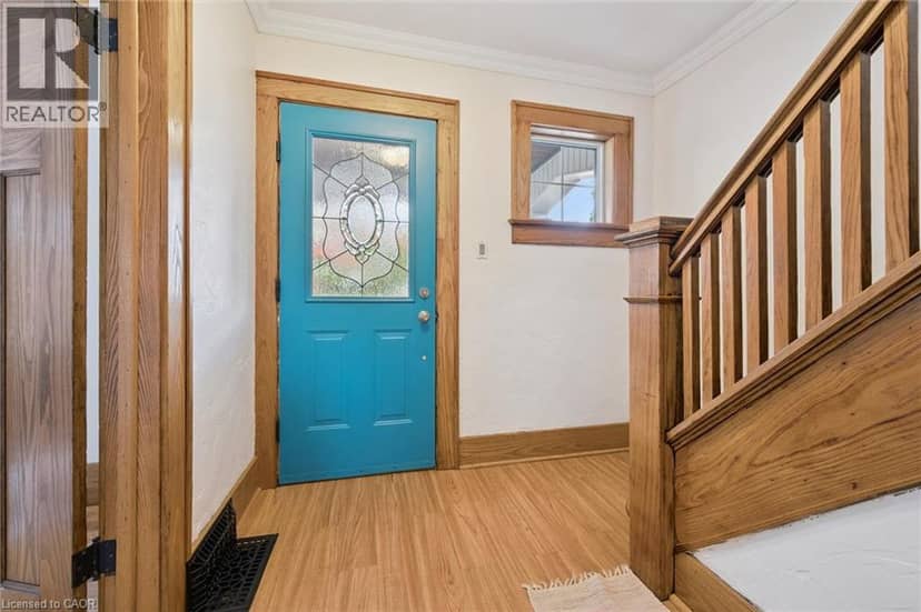 21 BRAUN Street — photo 8 of 40