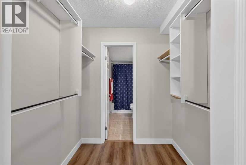 118, 2425 90 Avenue SW — photo 13 of 40