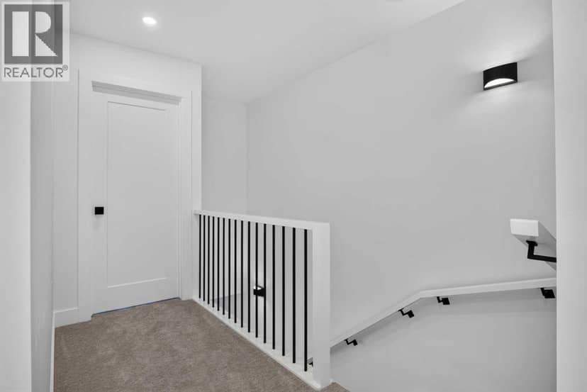 2234 44 Street NW — photo 17 of 37