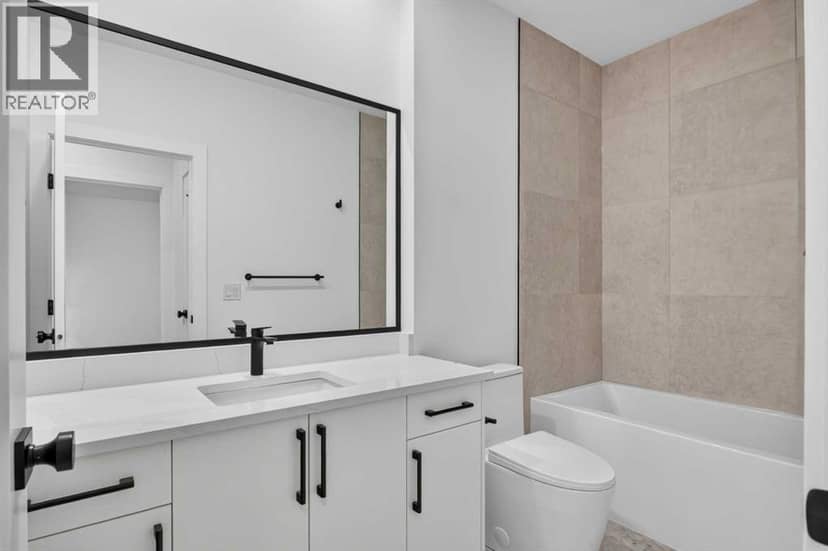 2234 44 Street NW — photo 32 of 37