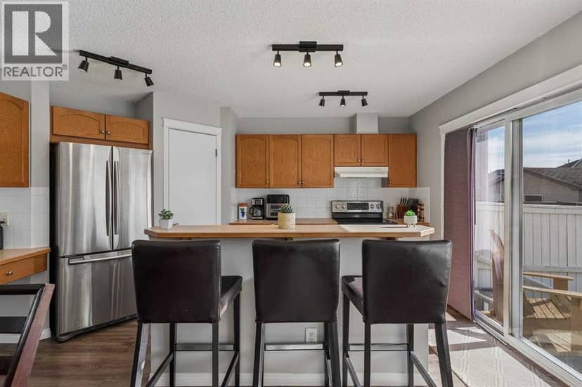 140 Prestwick Villas SE — photo 11 of 40