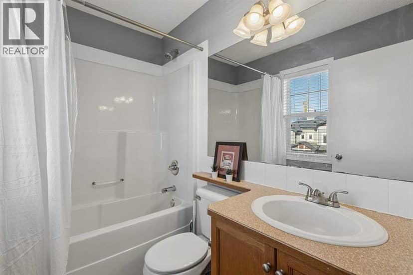 140 Prestwick Villas SE — photo 19 of 40
