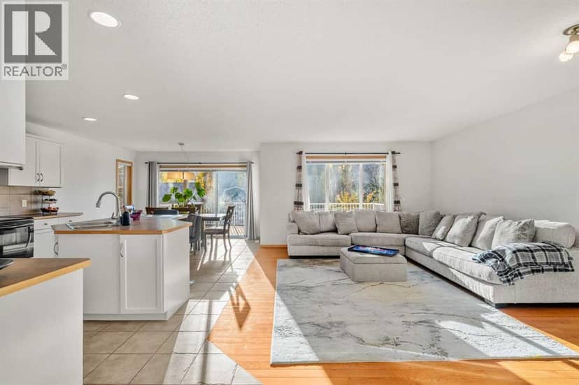 116 Tuscany Ravine Crescent NW, Calgary