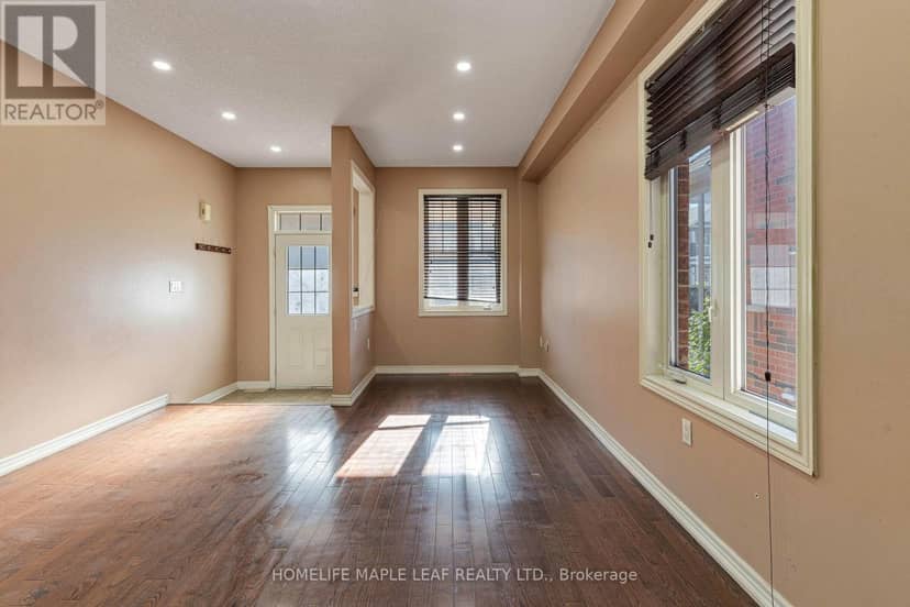 28 Vincent Street, Brampton, photo 8