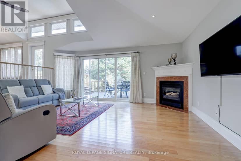 383 Maplehurst Avenue — photo 19 of 37