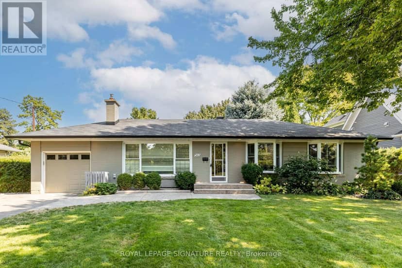 383 Maplehurst Avenue, Oakville, photo 2