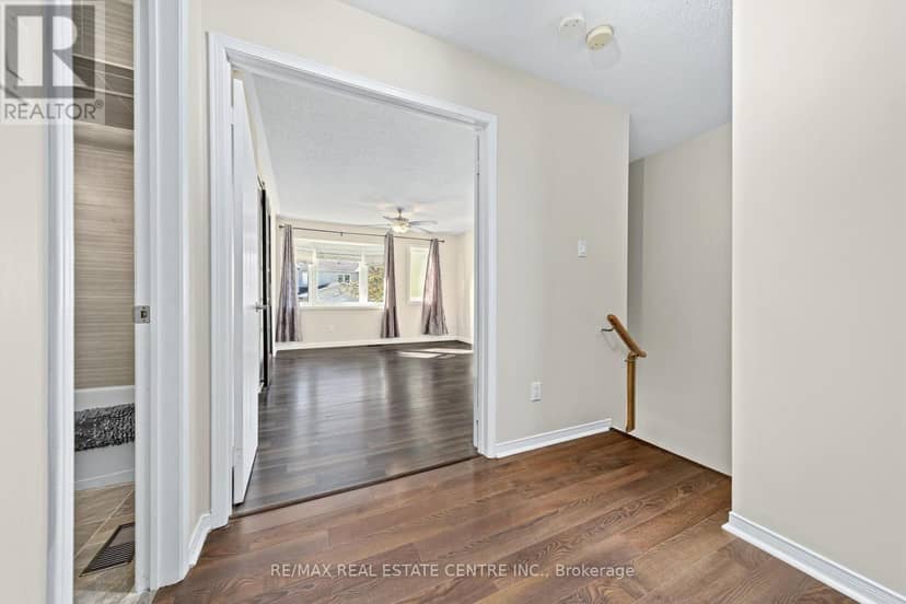 97 - 59 Corey Circle — photo 18 of 35