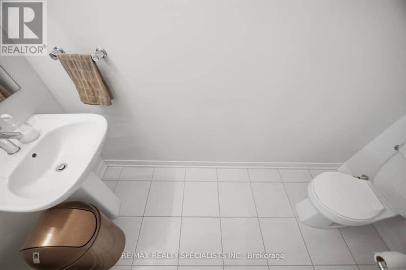 21 - 3405 Ridgeway Drive — photo 15 of 35