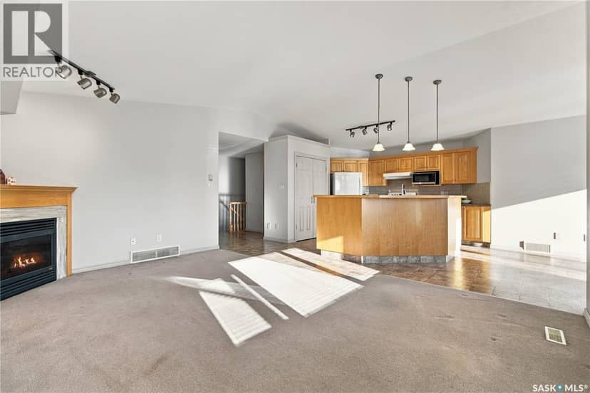 3144 Randall ROAD E — photo 12 of 37
