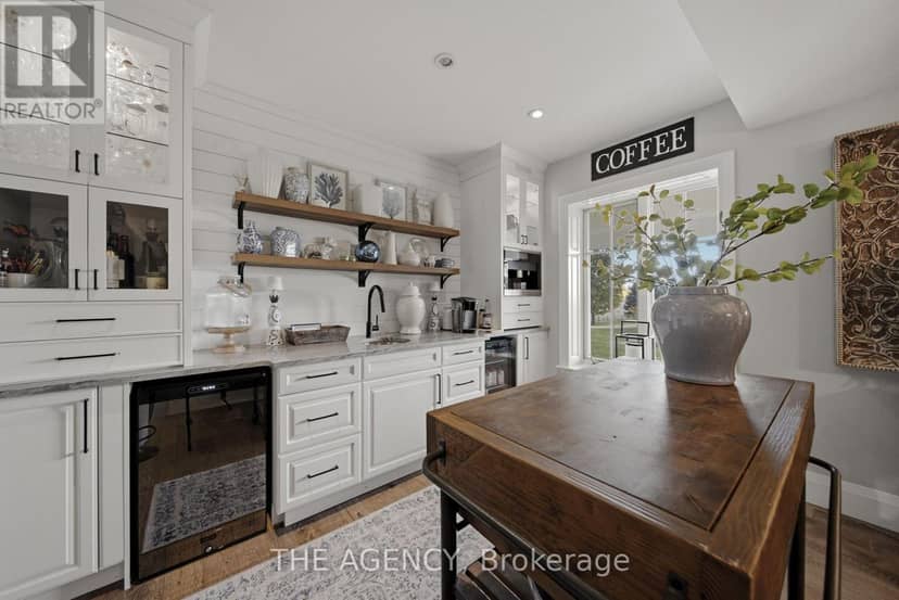 16 Kraft Drive — photo 13 of 38