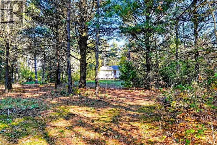 8999 Glendale Drive, Hamilton Township, photo 4
