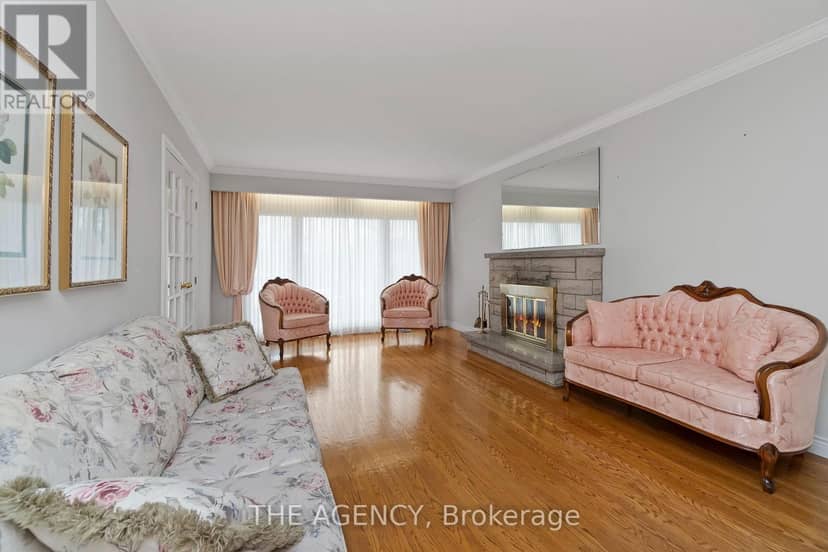 36 Buckingham Drive — photo 17 of 40