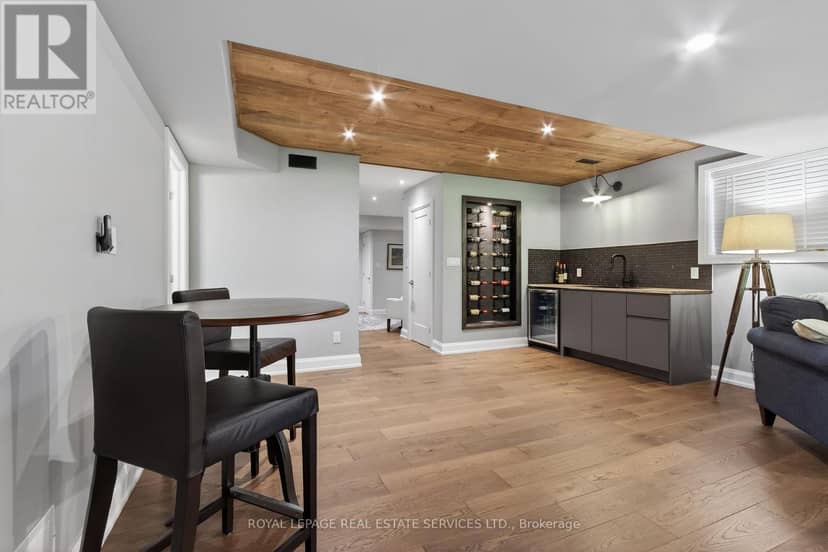 31 Dorr Court — photo 37 of 40