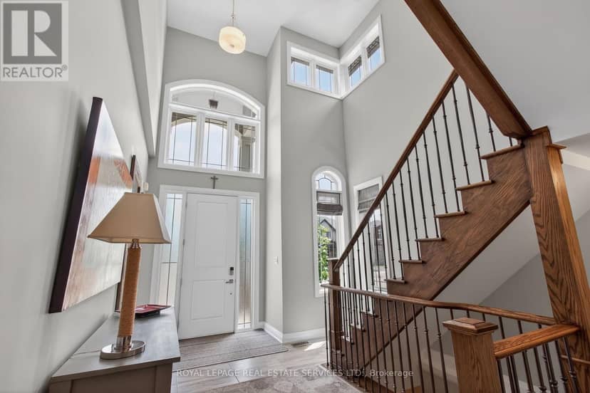 31 Dorr Court, Hamilton, photo 4