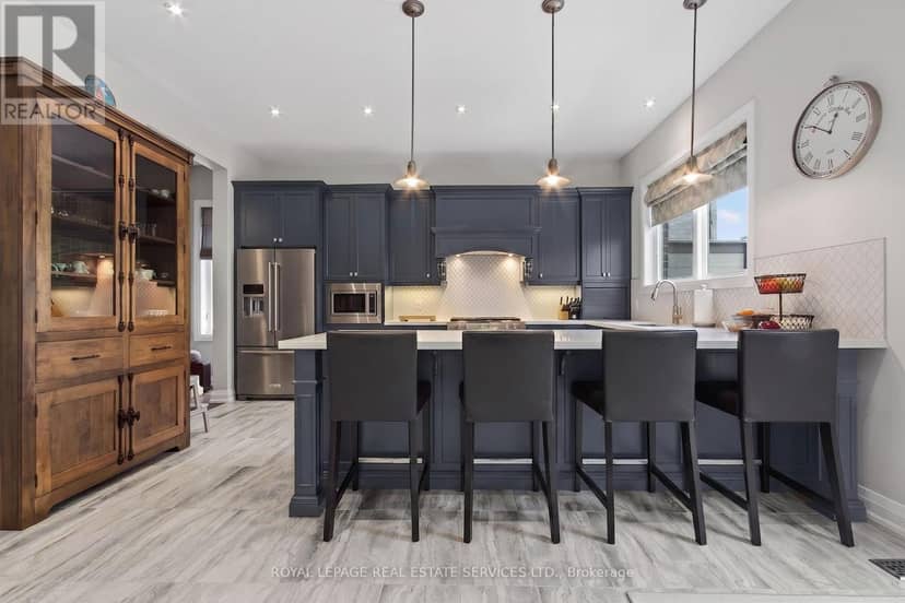 31 Dorr Court, Hamilton, photo 8