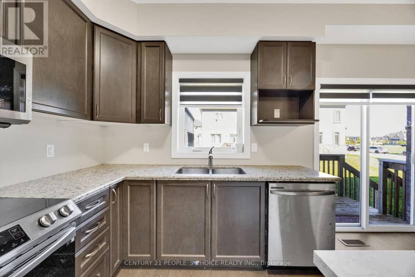 16 Flagg Avenue — photo 10 of 40