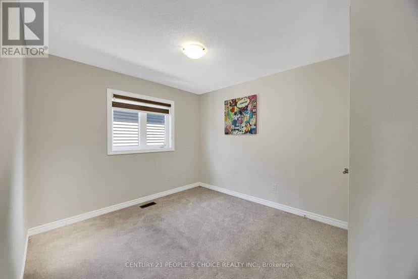 16 Flagg Avenue — photo 19 of 40